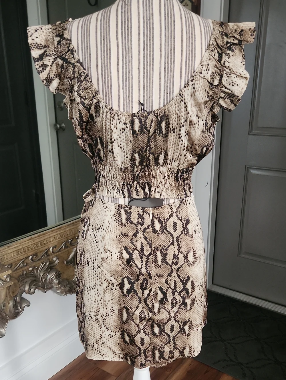 Le Lis Snake Print Ruffle Sleeve Top & Skirt Set